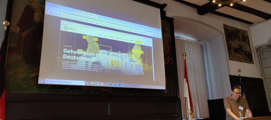 Verschwörungstheorie-Experte Michael Butter analysiert Correctiv-Text zu angeblichem "Geheimplan"